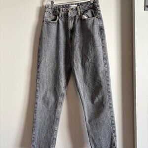 Zara Mom Jeans Gray 100% cotton size 6
